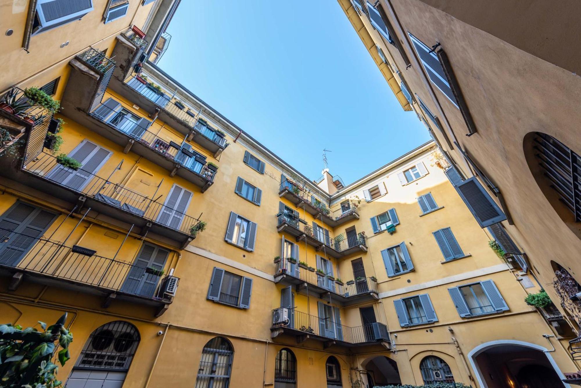 Milano Apartments Vigevano Buitenkant foto